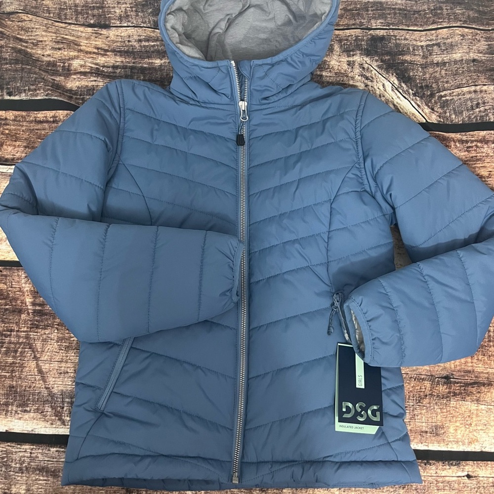 Girls blue jacket by DSG is NWT. Size medium